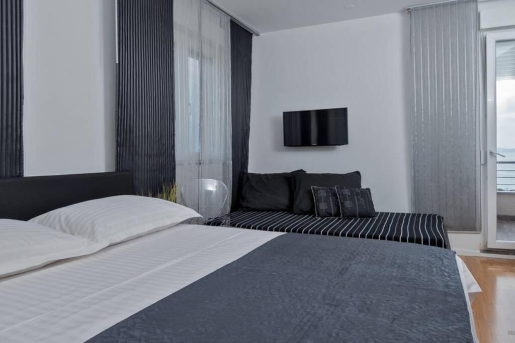 Ensidia Luxury Apartment *